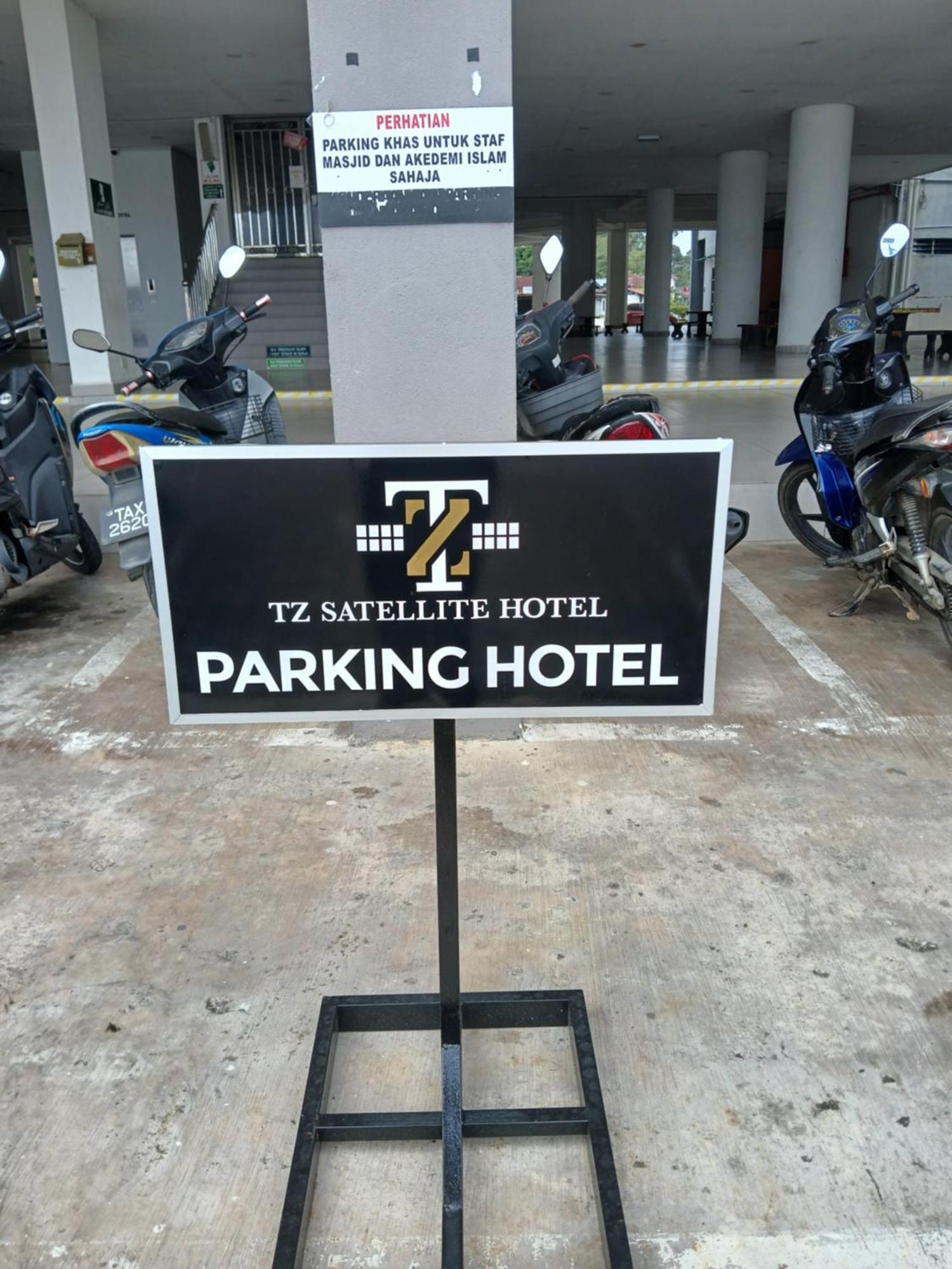Tz Satellite Hotel, Кота-Бару Екстер'єр фото